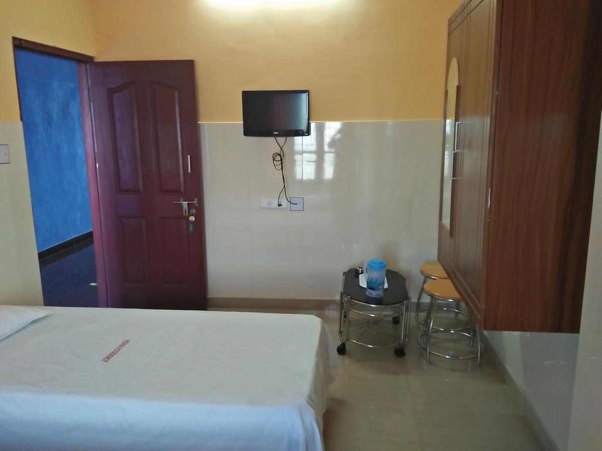 Hotel Viswa Residency Kanyakumari Exterior photo