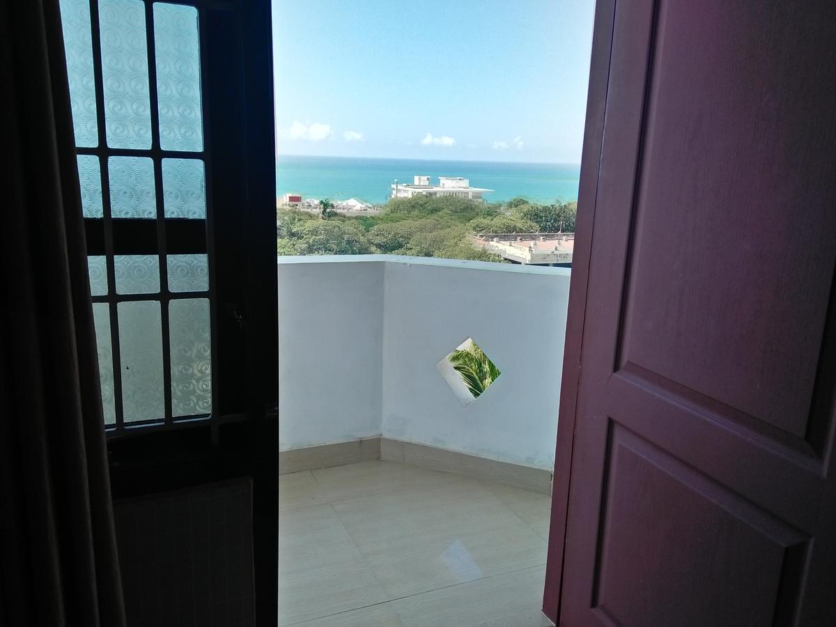 Hotel Viswa Residency Kanyakumari Exterior photo